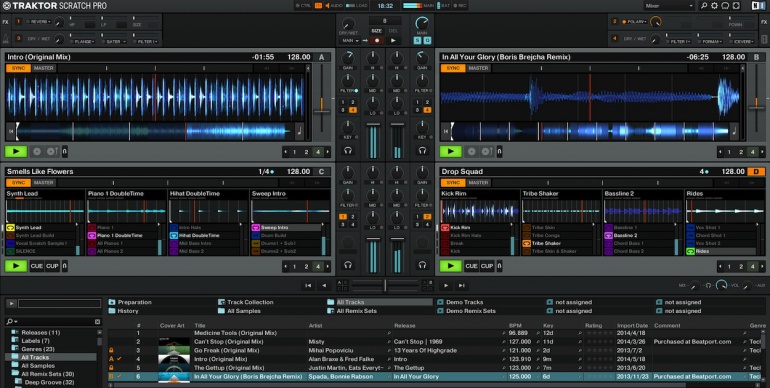 Traktor con 4 decks