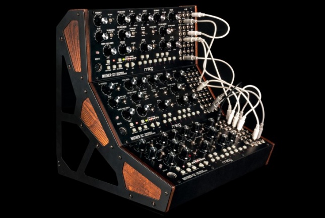 Moog Mother-32