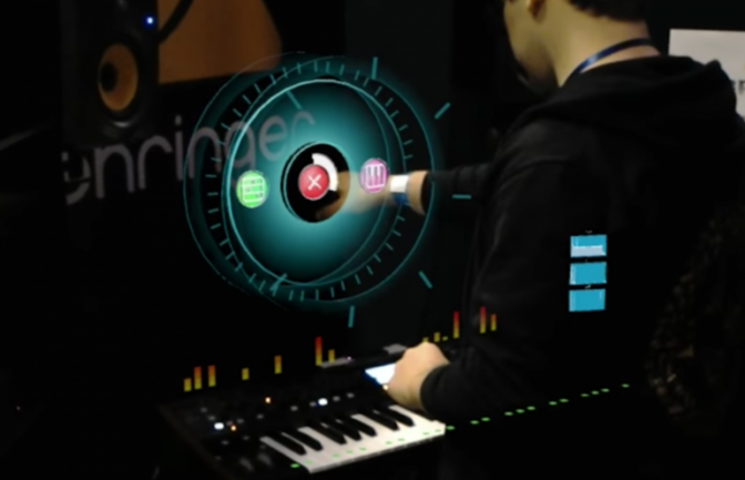 DeepMind 12 controlado por hologramas