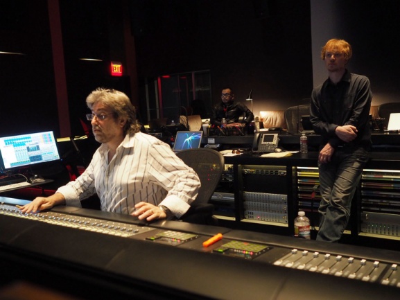 Mezclador Greg P. Russell