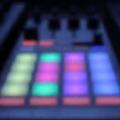 Preview del nuevo mezclador y controlador 2+2 para Traktor