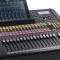 Roland M-200i, una consola con integración iPad
