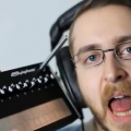 El Stylophone S2 saca músculo antes del NAMM con Brett Domino
