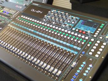 Mezcladores Allen & Heath Qu Chrome a fondo