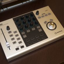Controlador de Cubase Steinberg CC121 (1)