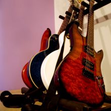 mis queridisimas guitarras (2)