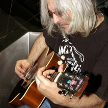 Guitarreando con David Blue
