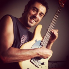 Dancing In The Dark (Bruce Springsteen) (Guitarra y Voz)