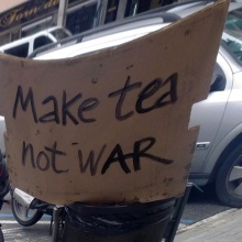 MAKE TEA NOT WAR