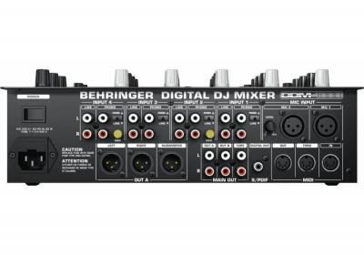 behringer-ddm-4000.jpg