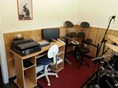 CUARTO DE LAS BATERI?AS .jpg