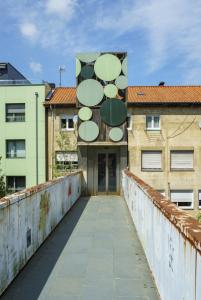 Acceso a loa Jardines de la Rodriga 2.jpg