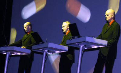 kraftwerk_GQ_11oct10_rex_b.jpg