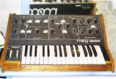 Moog_Prodigy.jpg