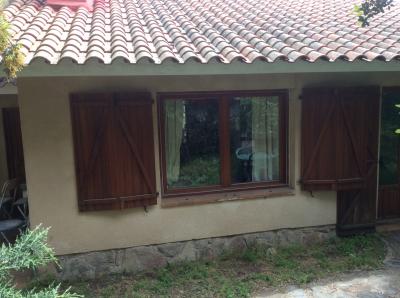 fachada problemaica desde fuera.JPG