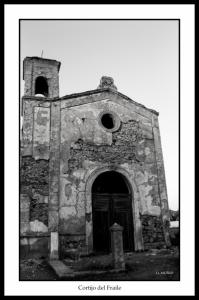 Cortijo del Fraile blanco y negro.jpg