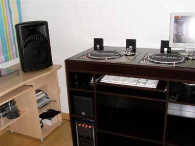 SL370939 (Large) (Small).JPG