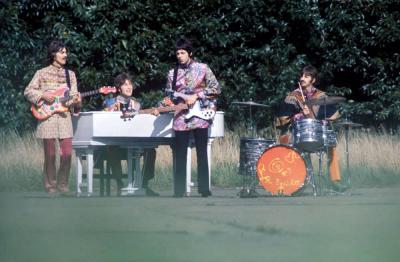 67-beatles-magical-mystery-tour-i-am-the-walrus_01.jpg