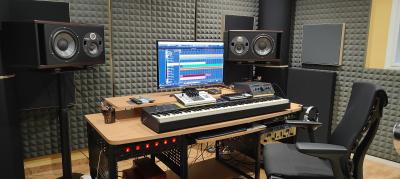 Home-Studio  Septiembre 2023.jpg