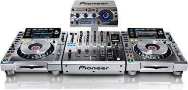 cdj2000-djm900-rmx-1000-limited-metallic-set.jpg