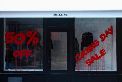 kidult-vandalizes-chanel-paris-012-640x433.jpg