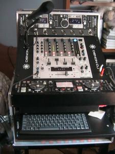 DJ-4.jpg
