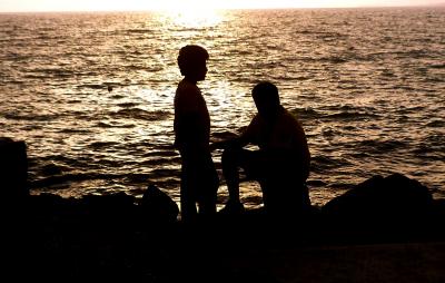 Vic y Sen malecón.jpg