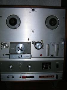 Akai 1800.jpg
