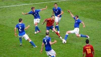 Iniesta-Italia-Eurocopa-537x300.jpg