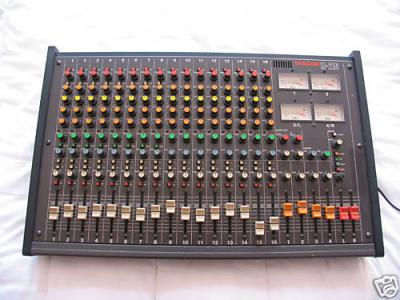 tascam-m216.jpg