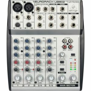 mezcladora-behringer-de-8-entradas-eurorack-ub802.jpg
