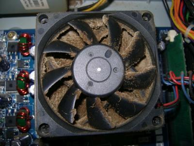 humo del cigarro computadora.jpg