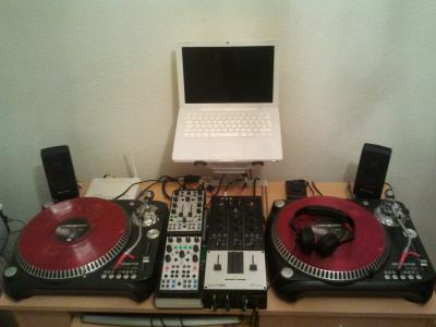 Cabina Dj Peta 18.01.2012 b.jpg