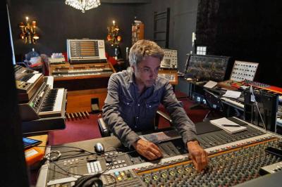 JMJ Estudio 2018.jpg