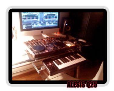 Alesis-Q25.jpg