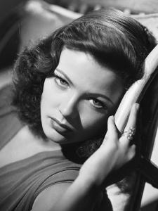 gene-tierney-c-1944-5[1].jpg