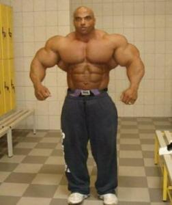 culturista_pose.jpg