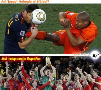 patada-holanda-xabi-espana-final.jpg