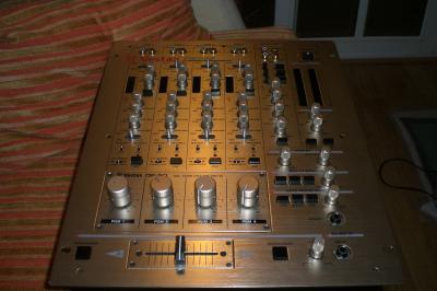 vestax 1.jpg