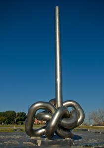 Escultura metálica LeganésWeb.jpg