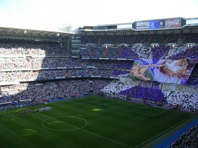 Bernabeu_en_un_Madrid-Atleti.JPG