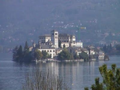 Isla de san giulio.jpg