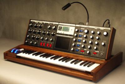 Minimoog_voyager.jpg