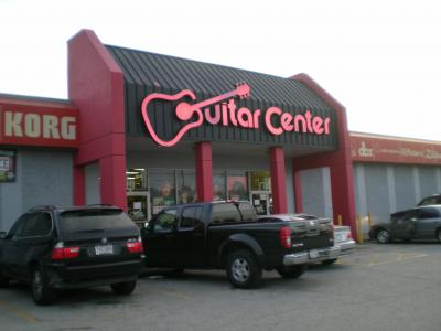 Guitar_Center_in_Houston.jpg
