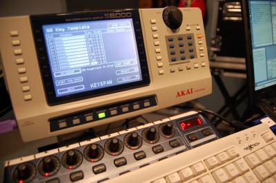 AKAI_S6000_remote_2[1].jpg