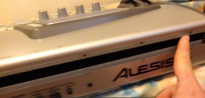 01 tornillos traseros.png