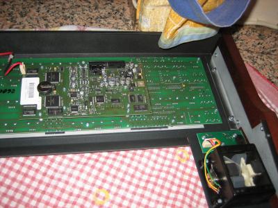 27 TASERA PLACA DE SONIDO Y CONTROLADORA.jpg