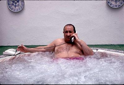jesus-gil-jacuzzi.jpg
