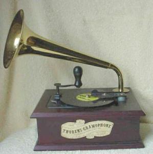 grammophon_f.jpg