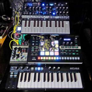 VERSELAB + MICROFREAK RDS peq.jpg